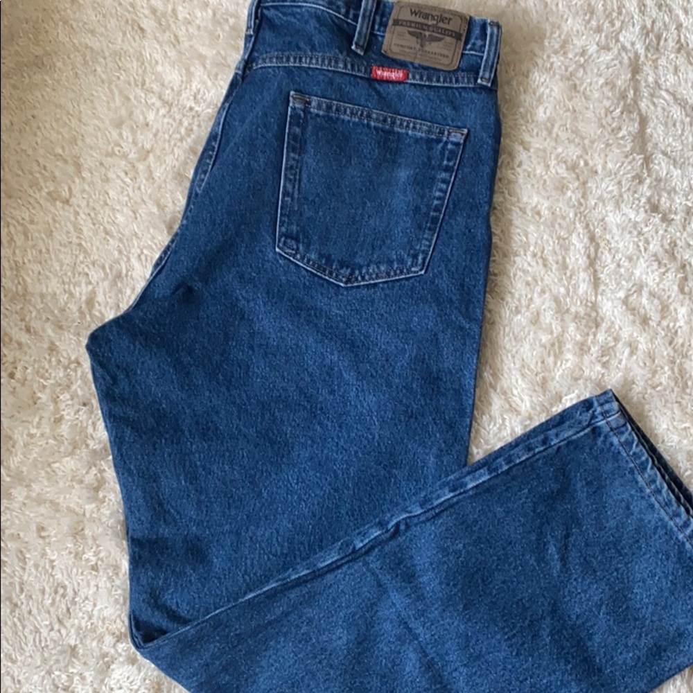 Wrangler Blue Jeans size 40 x 32